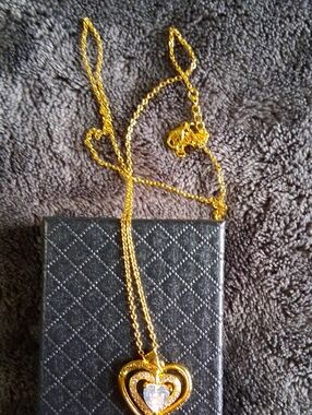 24ttripple Dipped Gold Double Heart Necklace with Moisenite .New